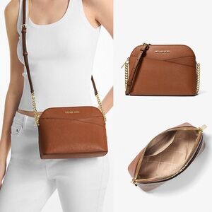 NWT Michael Kors | Jet Set Travel Medium Dome Crossbody Bag in Luggage $398